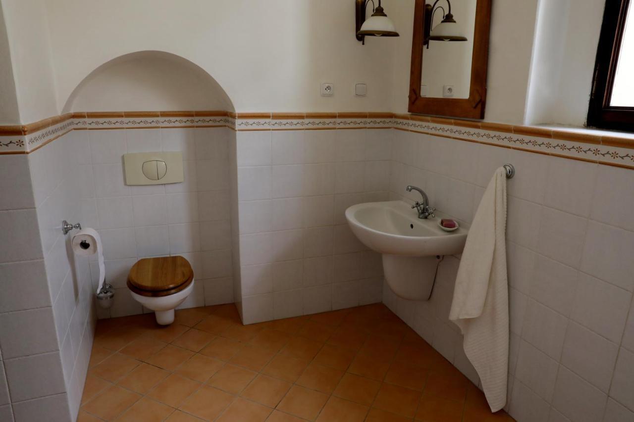 Historicke Apartmany Zelenohorska Posta Nepomuk Luaran gambar