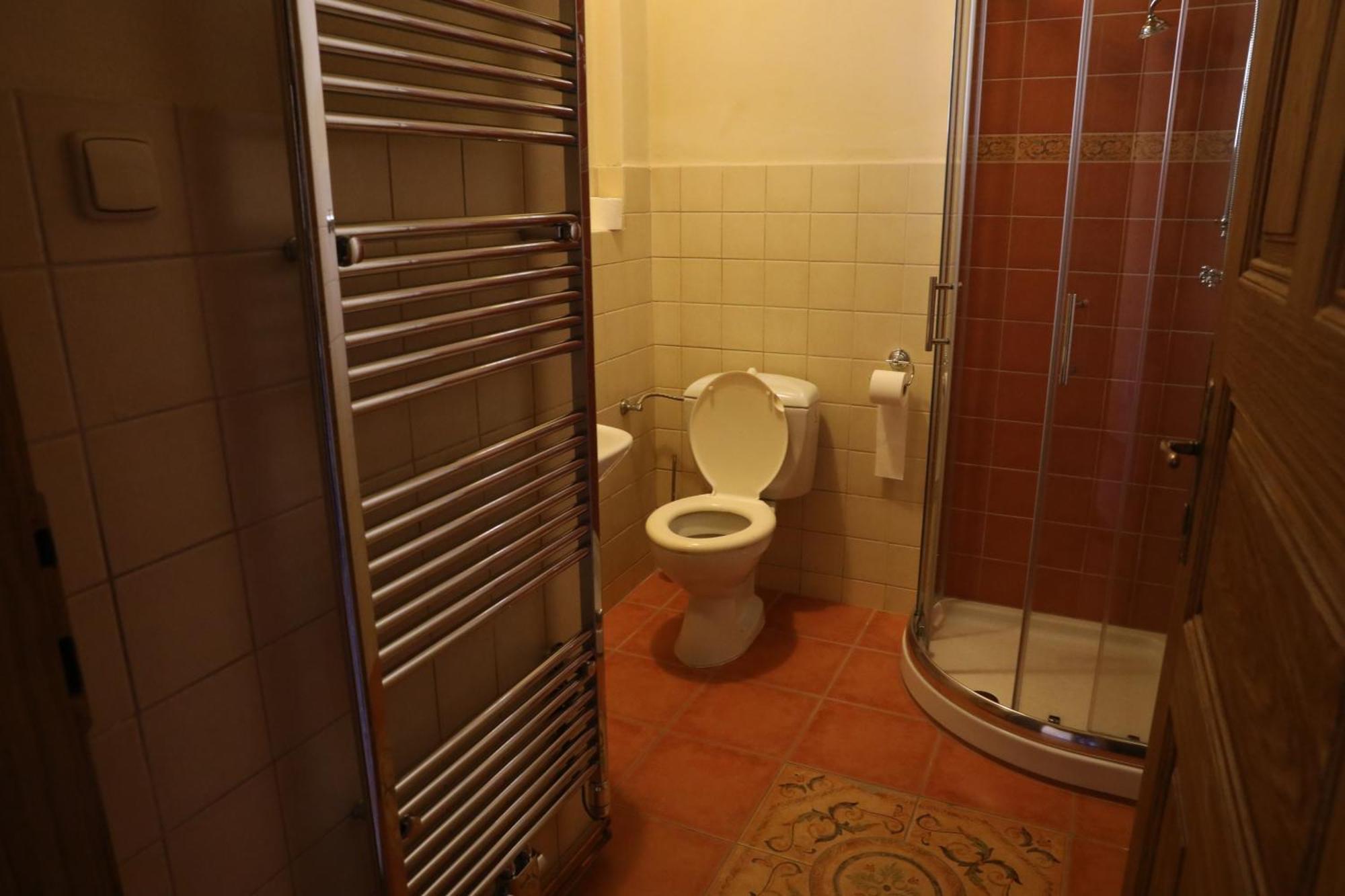 Historicke Apartmany Zelenohorska Posta Nepomuk Luaran gambar